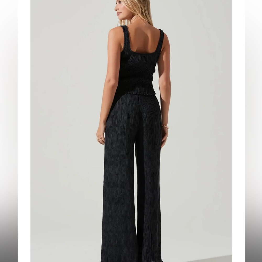 ASTR Janesa Wide Leg Pants and Sleeveless Top Set